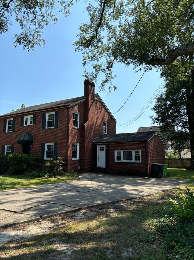 Foto del edificio - 3109 Clark Ave