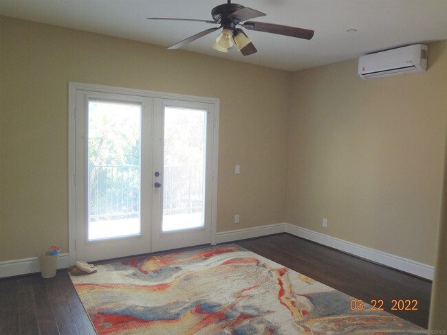 Building Photo - 10244 Paseo De Linda