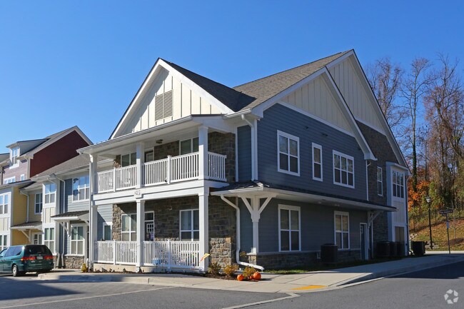 Edificio - Burgess Mill Station Apartments