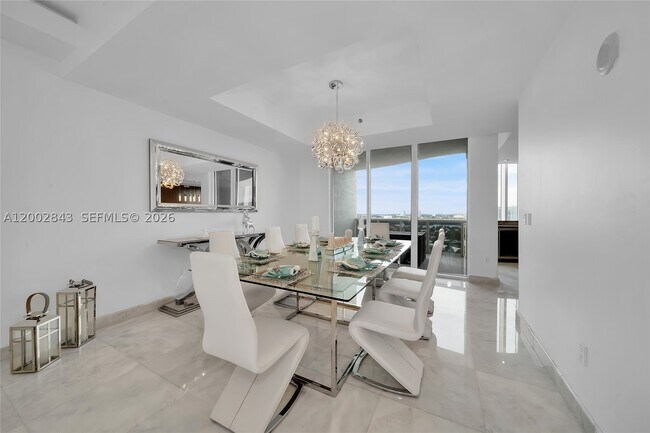 Foto del edificio - 16001 Collins Ave