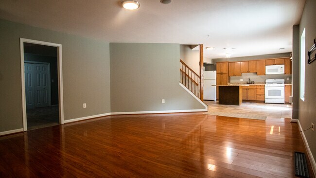 Building Photo - 4302 Stablemere Ct