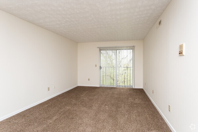 2BR, 1BA - 868-989 SF - Olentangy Village