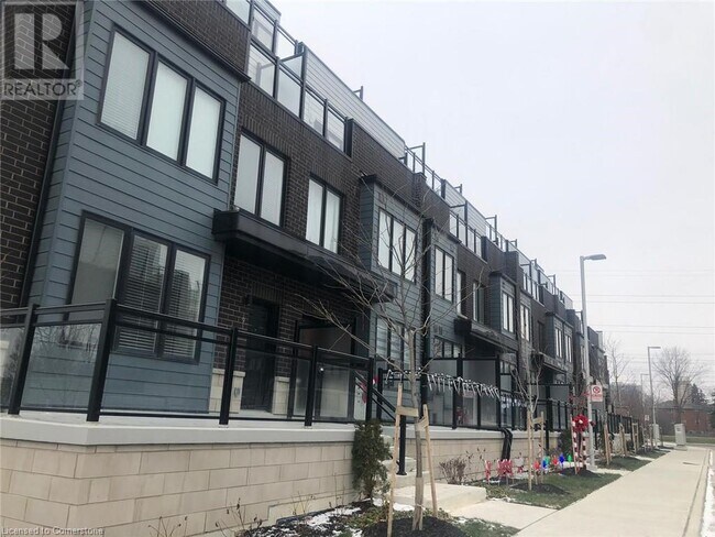 Photo du bâtiment - 1150 Stroud Ln