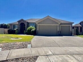 Building Photo - 8757 W Rio Grande Ct