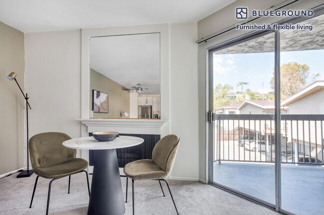 Foto del edificio - 350 E Del Mar Blvd