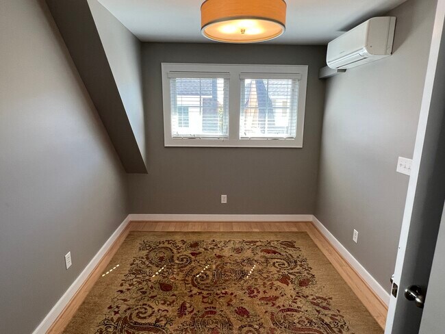 Separate Bedroom - 105 Caty Ln
