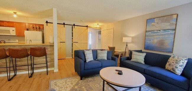 Foto del edificio - Off-Season Rental 2 Bedroom, 2 Bathroom Condo at Hilltop Condos