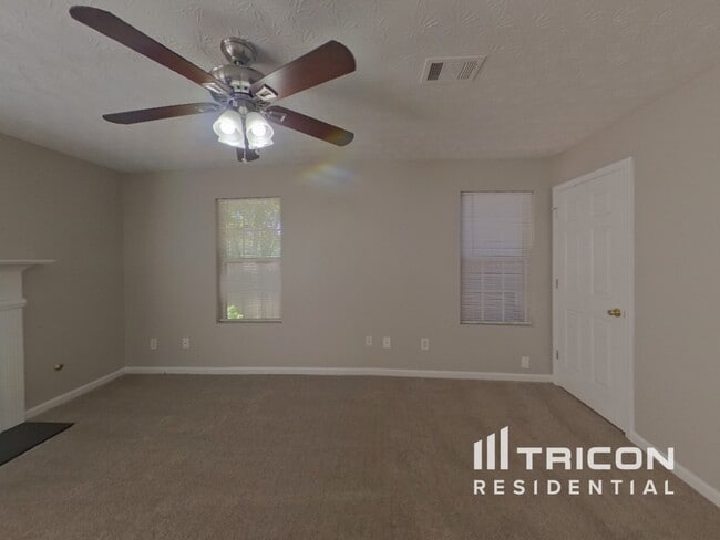 Building Photo - 6090 Flagstaf Walk