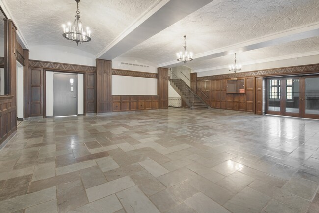 Lobby - Residences at Library Park