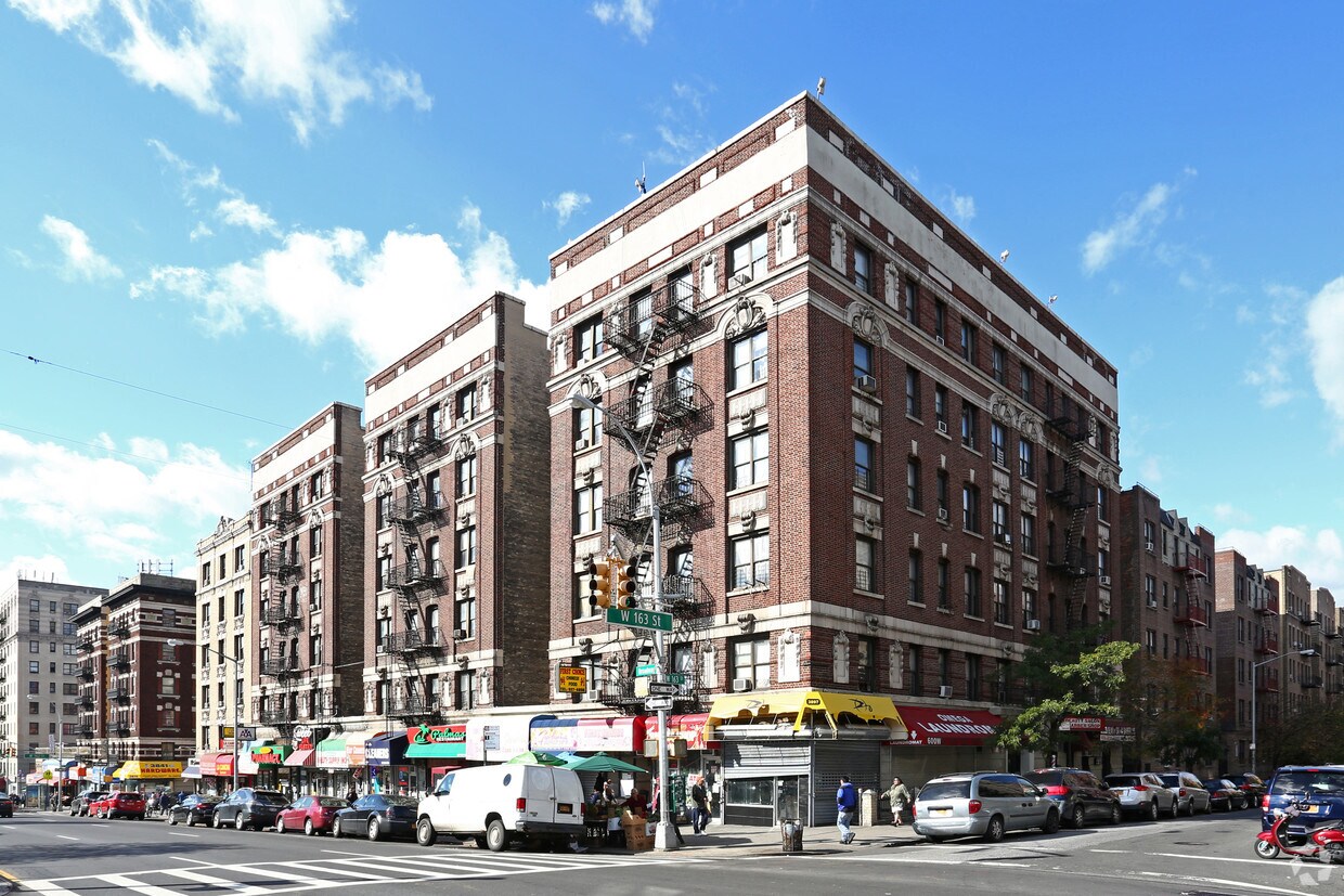 Primary Photo - 3885-3897 Broadway