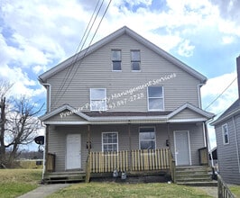 Building Photo - 416 E Reynolds St