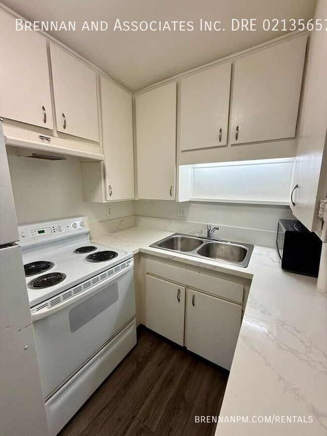 Foto del edificio - 11039 Via Parma