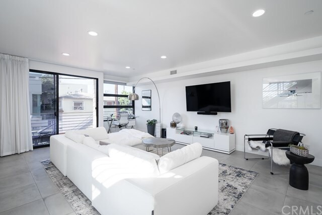 Foto del edificio - 1418 Innes Pl