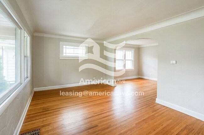 Foto del edificio - 1113 Elysian Ave