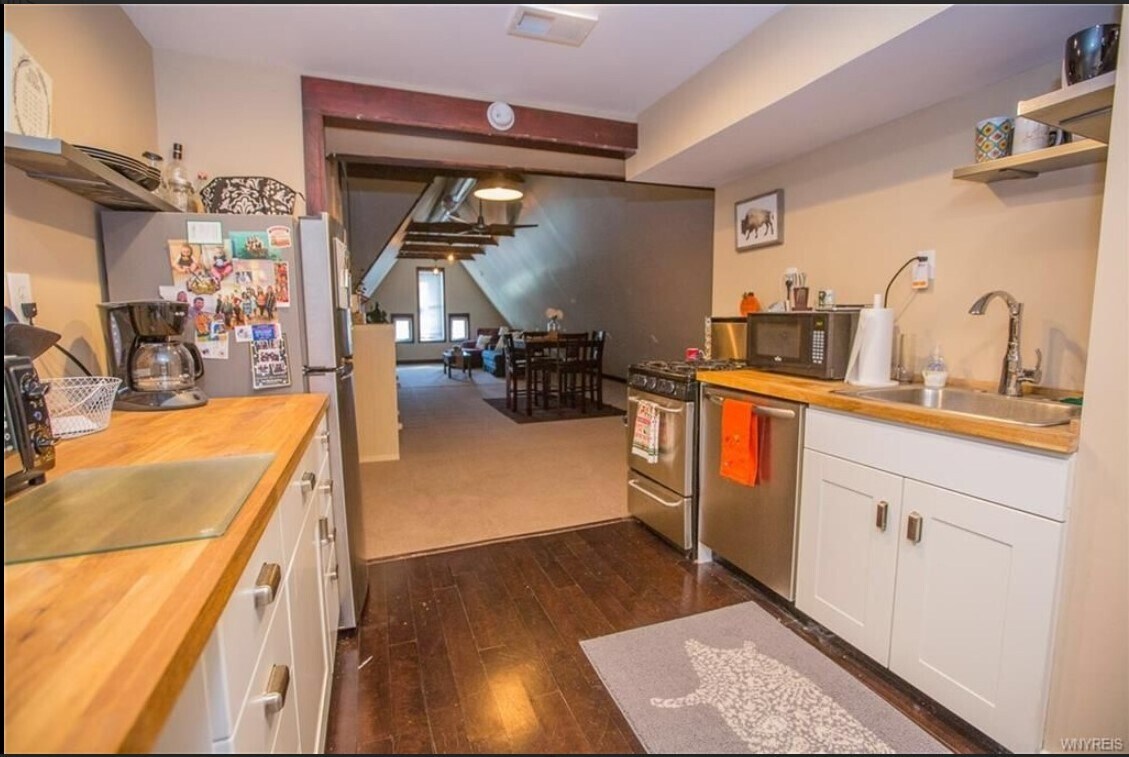 Foto principal - 373 Bryant St