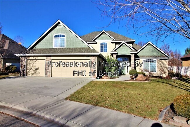 Foto del edificio - 714 E Lake Creek St