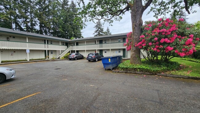 Building Photo - Greenfield Apartments