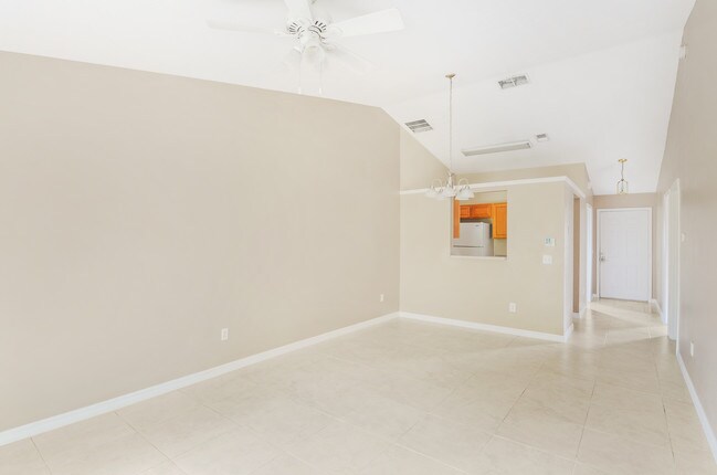 Foto del edificio - 2995 W Main St