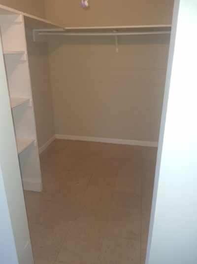 Foto del edificio - 3519 E 1st Ct
