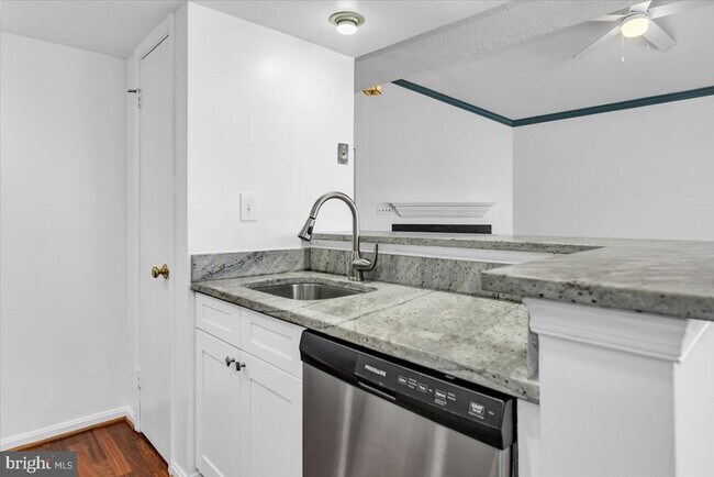 Foto del edificio - 14016 Vista Dr