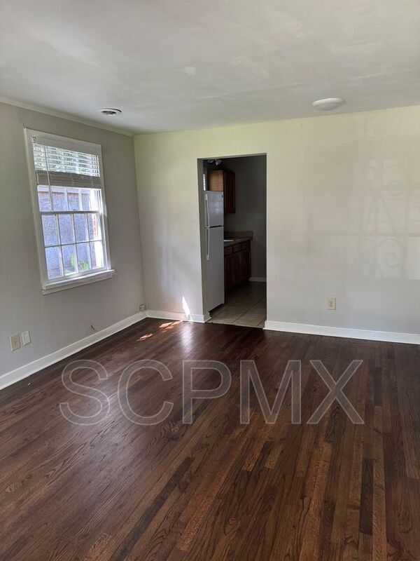 Foto del edificio - 5017 Baylor St