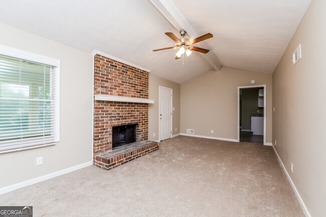 Foto del edificio - 1420 Denfield Ct