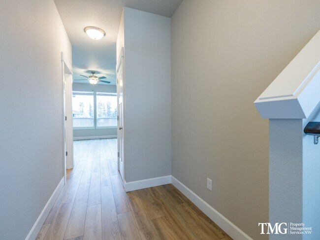 Foto del edificio - Beautiful 4BD Home in Battle Ground Locati...