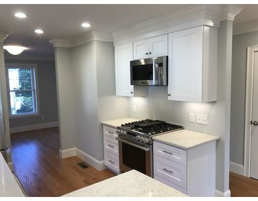 Building Photo - 142 Massasoit St