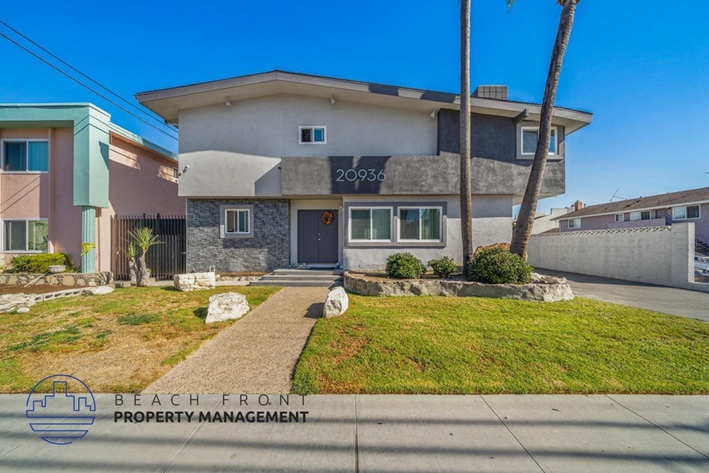 Primary Photo - 20936 Amie Ave.