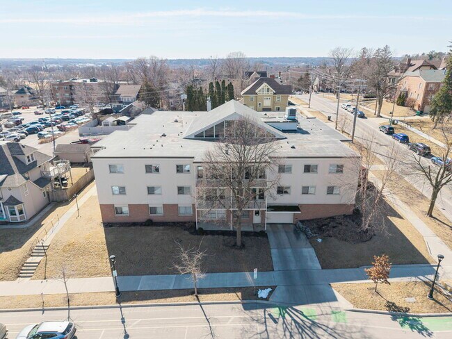 Foto del edificio - 410 6th Ave SW