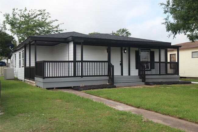 Foto del edificio - 1115 W 4th St