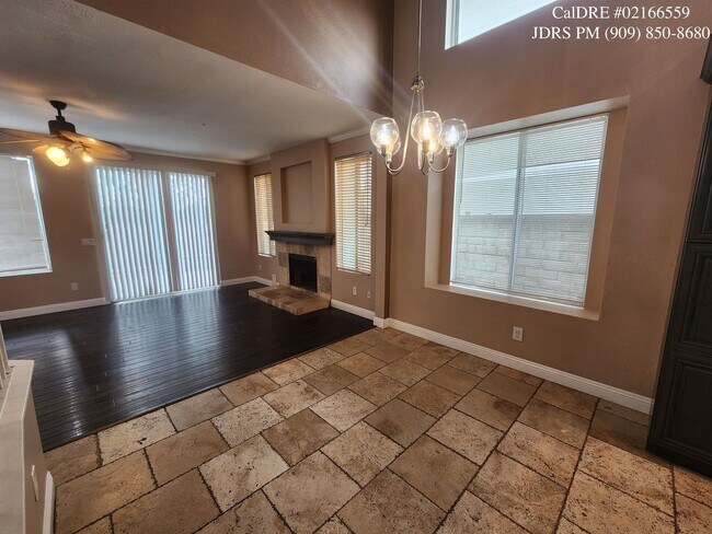 Foto del edificio - Rancho Cucamonga 3 Bedroom Home