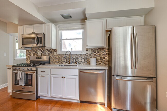 Foto del edificio - 816 E Rockland Rd