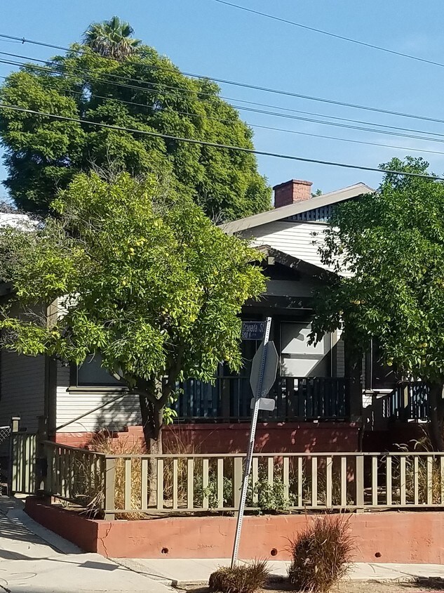 Primary Photo - 385 N Avenue 52