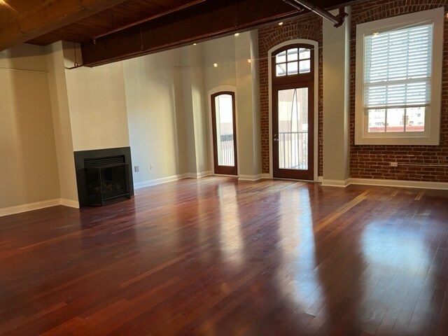 Building Photo - 105 S 18th St