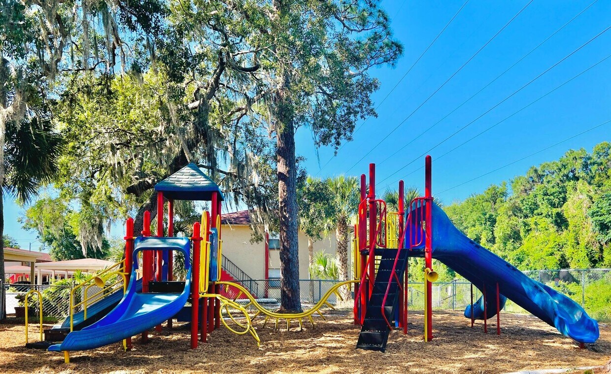 Foto principal - Cypress Place Apartments