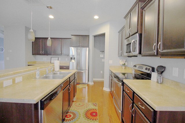 Building Photo - Gorgeous 3 Bedroom townhome in Brier Village near RTP!