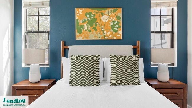 Foto del edificio - 9242 W Russell Rd