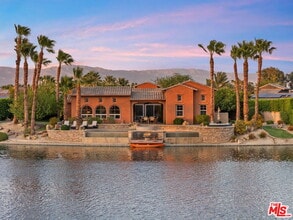Building Photo - 11 Via Santa Ramona