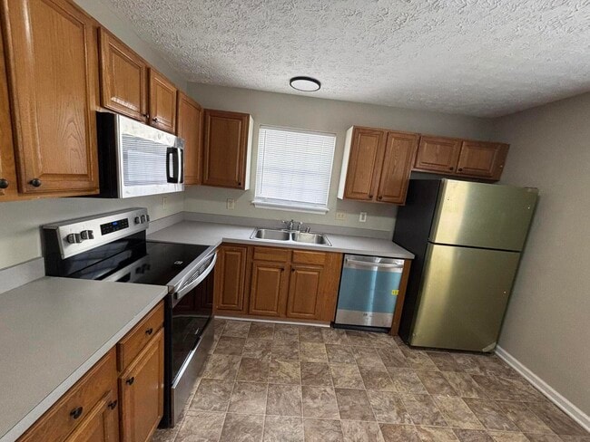 Foto del edificio - 2716 Hayden Park Ln