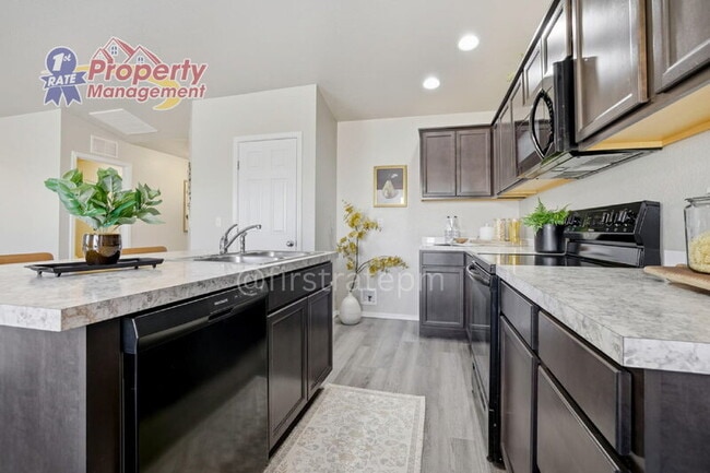 Building Photo - 12794 Conner St