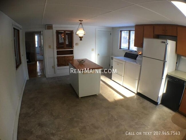 Building Photo - 43 Peters St