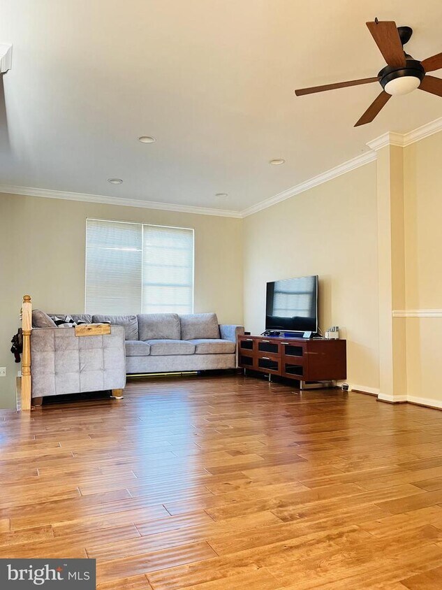 6237 Conklin Way, Haymarket, VA 20169 Townhome Rentals in Haymarket VA