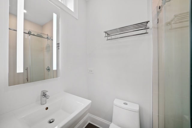 Building Photo - 1241 N Bosworth Ave