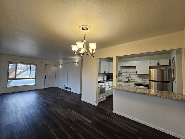 Foto del edificio - 1059 Worchester St