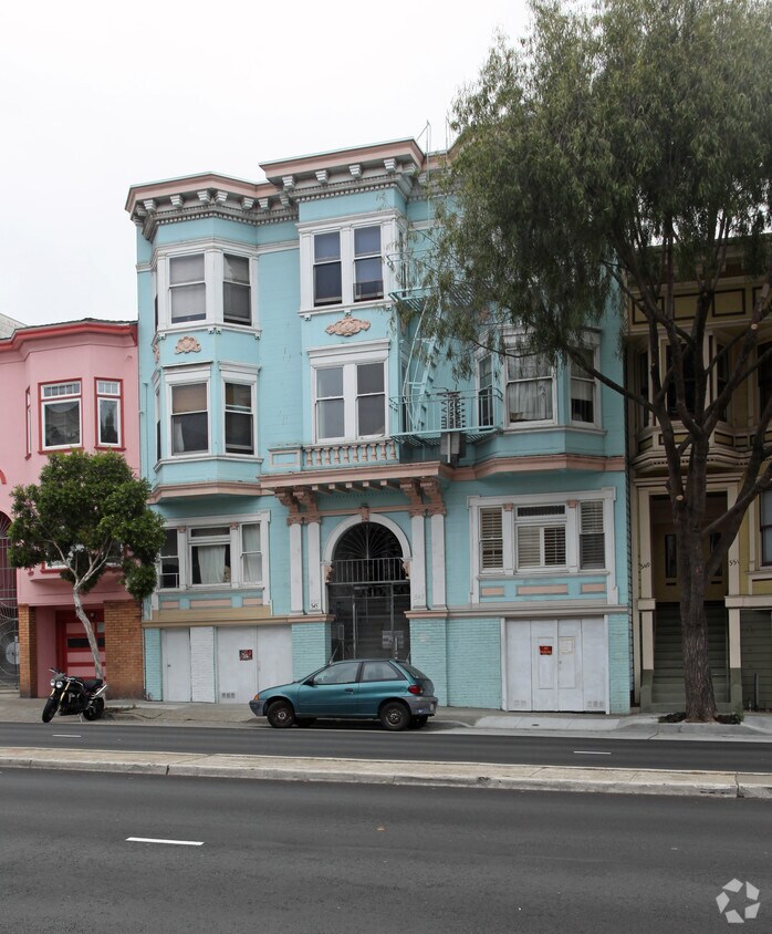 Building Photo - 545 Guerrero St
