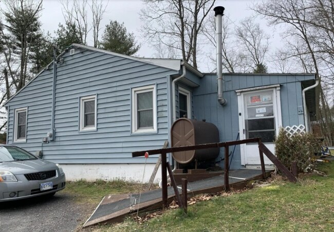 Building Photo - 1312 Setzer Rd