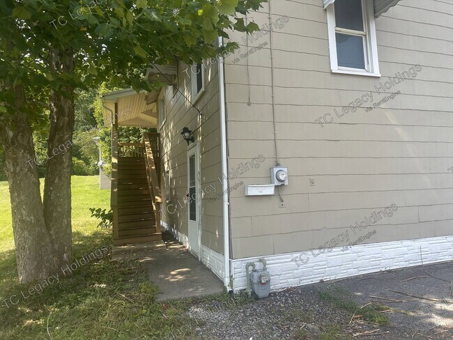 Building Photo - 1217 Fleming Dr