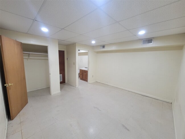 Building Photo - 12600 La Riviera Dr