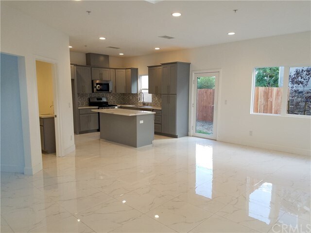 Building Photo - 8196 18th St